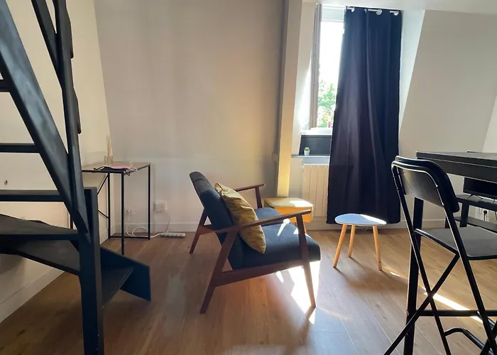 Appartement Neuf Et Chaleureux Dans Leers Centre